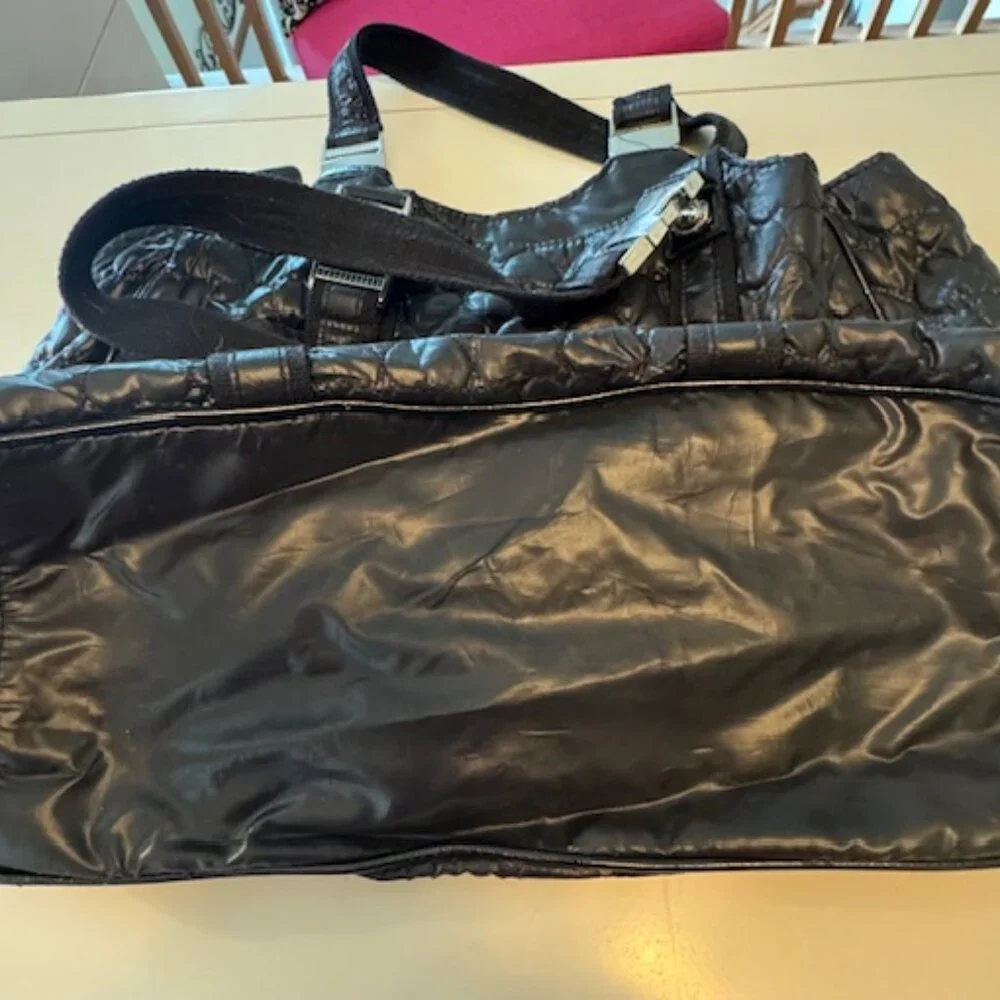 Betsey Johnson Betseyville Purse/Handbag Quilted Black Heart (flawed) - Picture 5 of 10